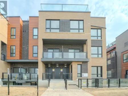 5 - 16 LYTHAM GREEN CIRCLE | 5 - 16 LYTHAM GREEN CIRCLE, Newmarket