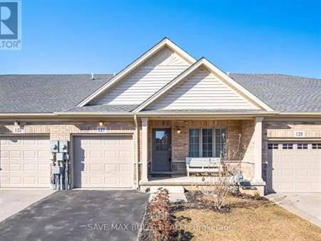127 ACACIA ROAD | 127 ACACIA ROAD, Pelham