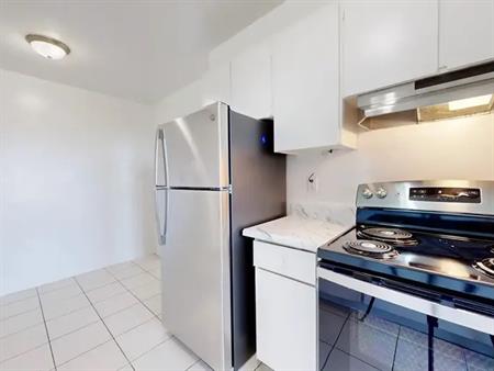 100 York Gate Blvd - Balmoral Estates | 100 York Gate Blvd., Toronto