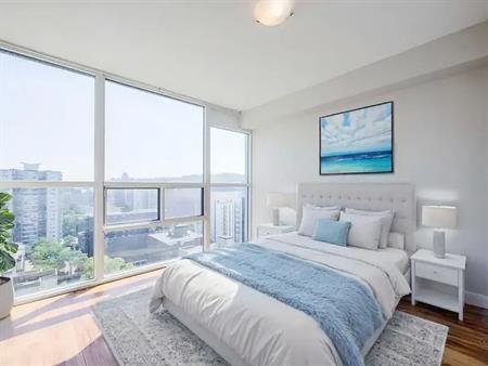 Bay 200 | 200 Bay Street South, Hamilton