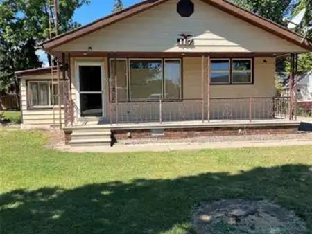 117 SANTA ANA | 117 SANTA ANA, Harrow