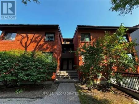 F - 37 ROBINSON AVENUE | F - 37 ROBINSON AVENUE, Ottawa