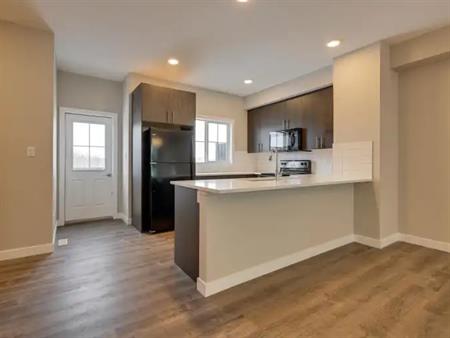 Skylark Townhomes | 2610 Maple Way, Edmonton