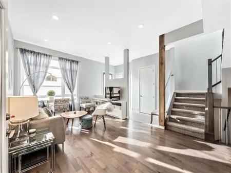 Bright, Modern, Spacious TownHome with AC in a Great Location | 2 - 4713 17 Avenue Northwest, Calgary