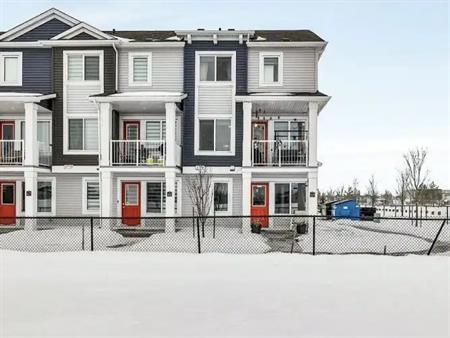 Stylish 3-Bedroom Townhouse for Rent in Belle Rive – Modern & Spacious! | 69 - 16335 84 Street Northwest, Edmonton