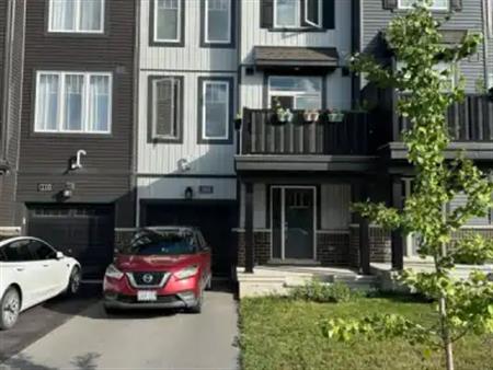 108 TEELIN CIRCLE | 108 TEELIN CIRCLE, Ottawa