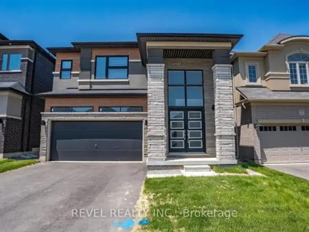 LOWER - 55 HITCHMAN STREET | LOWER - 55 HITCHMAN STREET, Brant