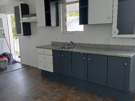 5 et demi à louer à 825$/mois dans le village de Manseau