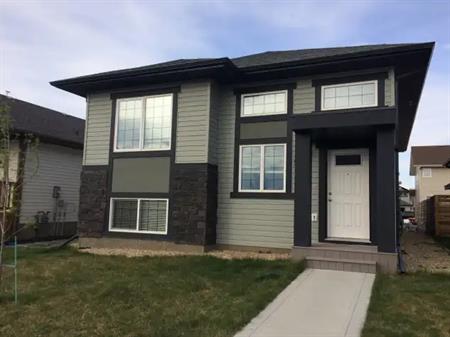 Main Level Unit! Pet Free! Close to RDC and Hospital! | 59 Windermere Close, Red Deer