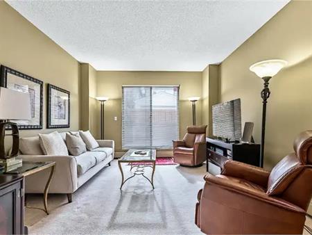 17th Ave Entertainment District Condo | 929 18 Avenue Southwest, Calgary