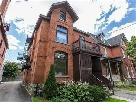 488 GILMOUR STREET UNIT 4 - Move-In Ready! | 2 Months Rent Free| | 488 Gilmour Street, Ottawa