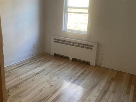 1 1/2 - Montréal (Le Plateau Mont-Royal) - 900 $/mois
