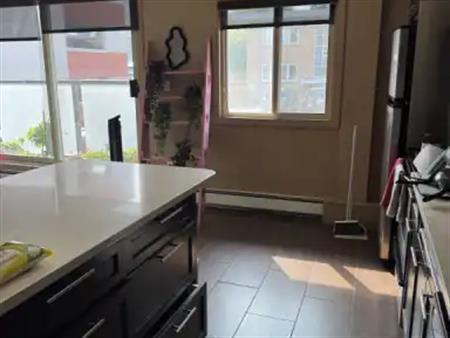 Lease Takeover Avaliable for Mission 1 Bedroom Apartment | 207 - 515 23 Avenue Southwest, Calgary