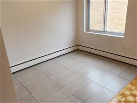 Appartement 4 1/2 à louer à Ahuntsic-Cartierville