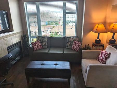 2 Bedrooom Fully Furnished Condo in Sunset Waterfront Resort | 1004 - 1128 Sunset Drive, Kelowna