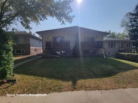 10727 64 Avenue NW - MAIN | 10727 64 Avenue Northwest, Edmonton