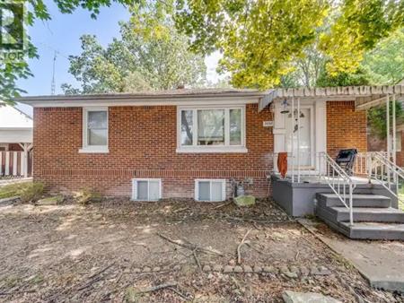 3302 CURRY AVENUE Unit# UPPER | 3302 CURRY AVENUE Unit# UPPER, Windsor