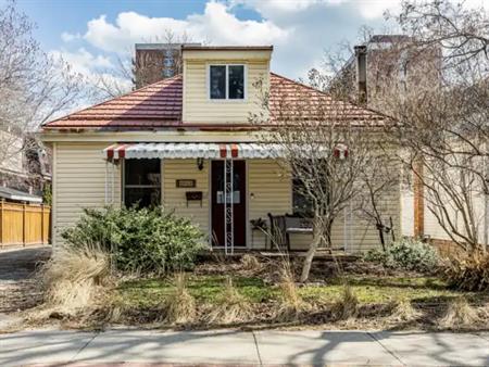 Bright Newly Renovated 3 Bedroom house | 2052 Caroline Street, Burlington