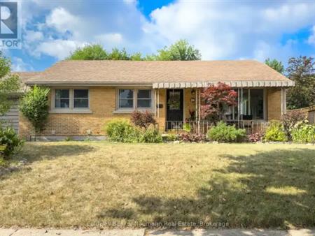 LOWER - 10 WESTERN AVENUE | LOWER - 10 WESTERN AVENUE, Guelph