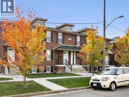 717 St. Antoine Unit# 3 | 717 St. Antoine Unit# 3, Windsor