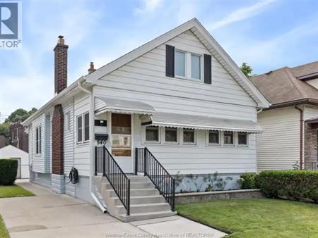 540 MCKAY AVENUE | 540 MCKAY AVENUE, Windsor