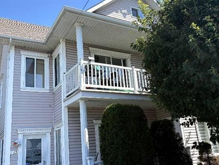 Beau Duplex 4 1/2 Ste-Thèrese