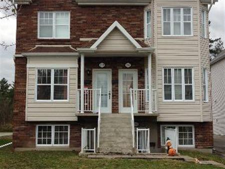 Magnifique logement 4 1/2 Blainville