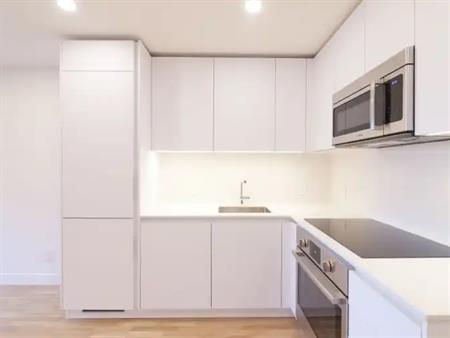 4505-4515 Dupuis Avenue | 4505 Dupuis Avenue, Montreal