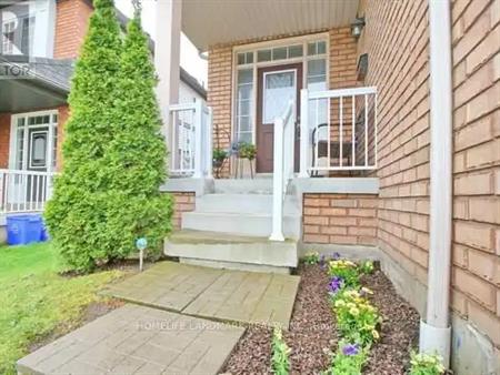 9 PRESLEY CRESCENT | 9 PRESLEY CRESCENT, Whitby