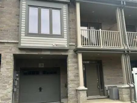 126 - 77 DIANA AVENUE | 126 - 77 DIANA AVENUE, Brantford