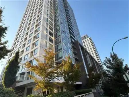 Wall Centre Central Park Tower 1 | 5665 Boundary Road, Vancouver