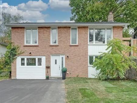 16 UPPER CANADA Drive Unit# Main | 16 UPPER CANADA Drive Unit# Main, Waterloo