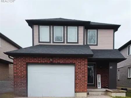 58 YVONNE Crescent | 58 YVONNE Crescent, London