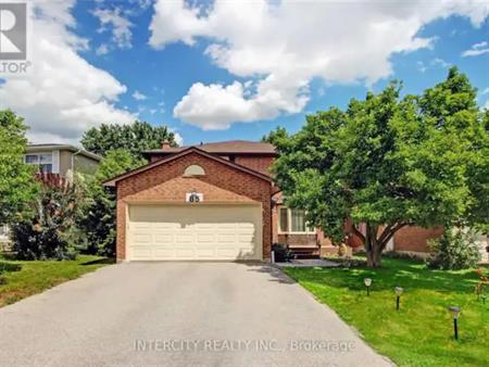85 HOUSEMAN CRESCENT | 85 HOUSEMAN CRESCENT, Richmond Hill