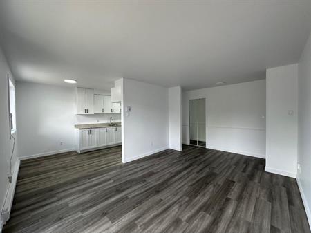 À louer : appartement 4 1/2 situé à Granby libre immédiatement