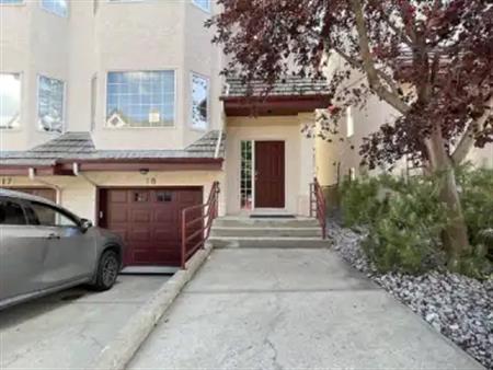 Cozy 2bedroom plus den townhouse in Carter crest for rent | 1237 Carter Crest Road Northwest, Edmonton
