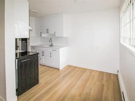 NAIT - 11936 104 St NW | 11936 104 St NW, Edmonton