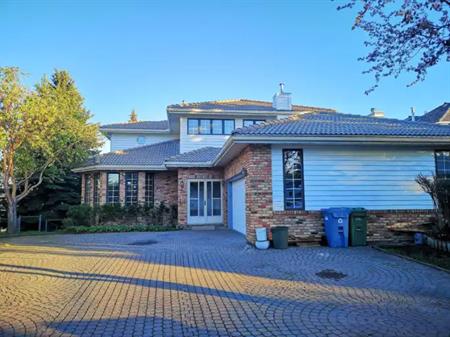 3+2 BEDROOMS SINGLE HOUSE with walkout basement IN SCENIC ACRES | 55 Scenic Park Crescent Northwest, Calgary