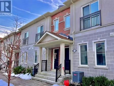 3 - 1060 ST. HILDAS WAY | 3 - 1060 ST. HILDAS WAY, Whitby