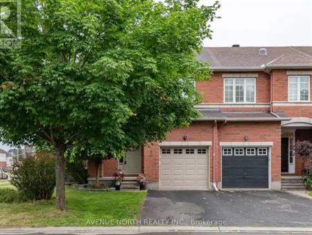 212 DEERCROFT AVENUE | 212 DEERCROFT AVENUE, Ottawa
