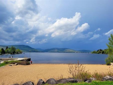 À louer – Magnifique 4 ½ neuf à Saint-Donat
