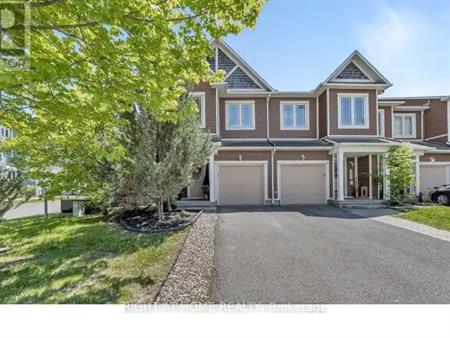 232 MEADOWBREEZE DRIVE | 232 MEADOWBREEZE DRIVE, Ottawa