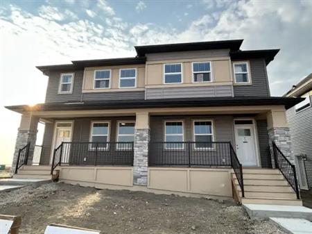 Brand New Modern 3 Bedroom 2.5 Bathroom | Calgary