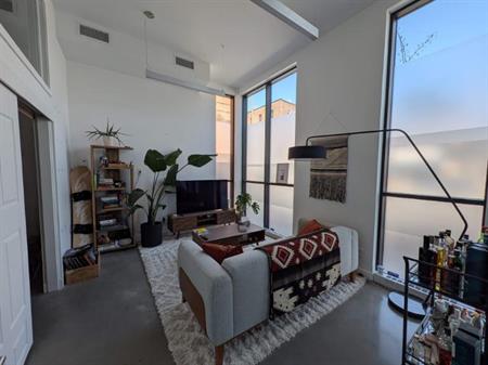 2 CH - 1 SDB - Montréal - $2,160 /mo