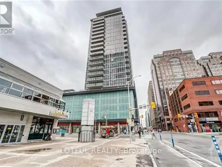 1002 - 324 LAURIER AVE STREET W | 1002 - 324 LAURIER AVE STREET W, Ottawa