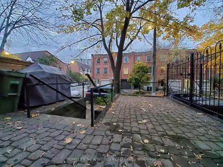 29 Longboat Avenue | 29 Longboat Avenue, Toronto
