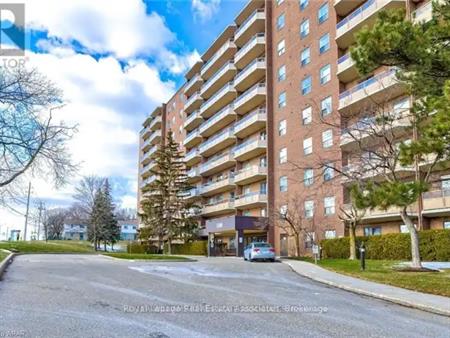 309 - 1100 COURTLAND AVENUE | 309 - 1100 COURTLAND AVENUE, Kitchener