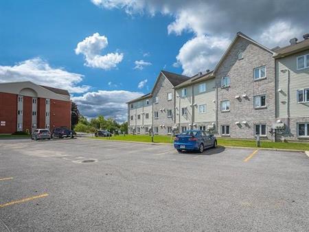 176 Boulevard de la Cité-des-Jeunes | 176 Boulevard de la Cité-des-Jeunes, Gatineau