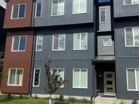 2513 193 Street, Edmonton, Alberta, Canada, T6M 1L3 | 2513 193 Street, Edmonton