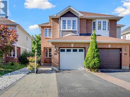 160 DEERFOX DRIVE | 160 DEERFOX DRIVE, Ottawa